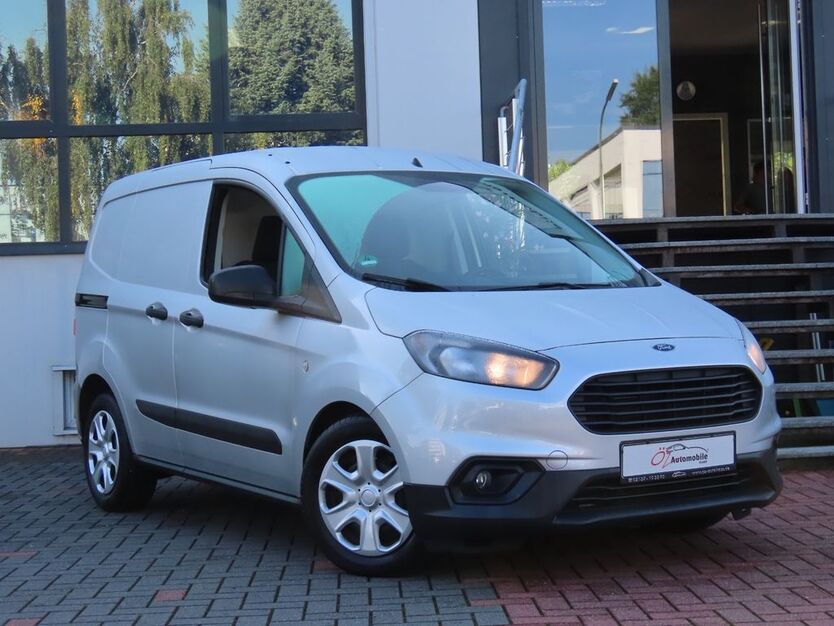 Ford Transit Courier 14.939 km 13.900 € Neuss 41469