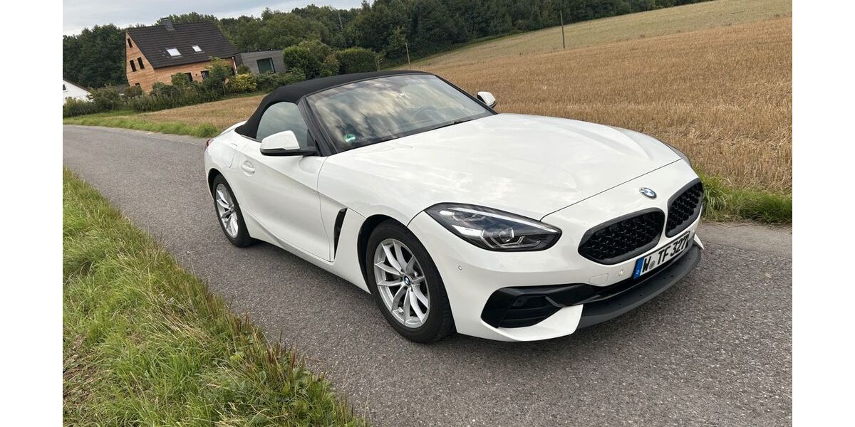 BMW Z4 43.987 km 38.300 &euro; Wuppertal 42115