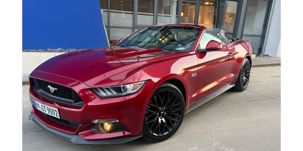 Ford Mustang 94.000 km 26.999 &euro; Köln 50939
