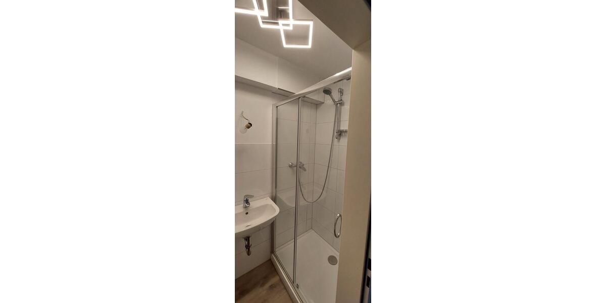 Doppelhaushälfte Remscheid Lüttringhausen - 6 Zimmer, 140 m&sup2;, 385.000&euro; | Angebot:24611107