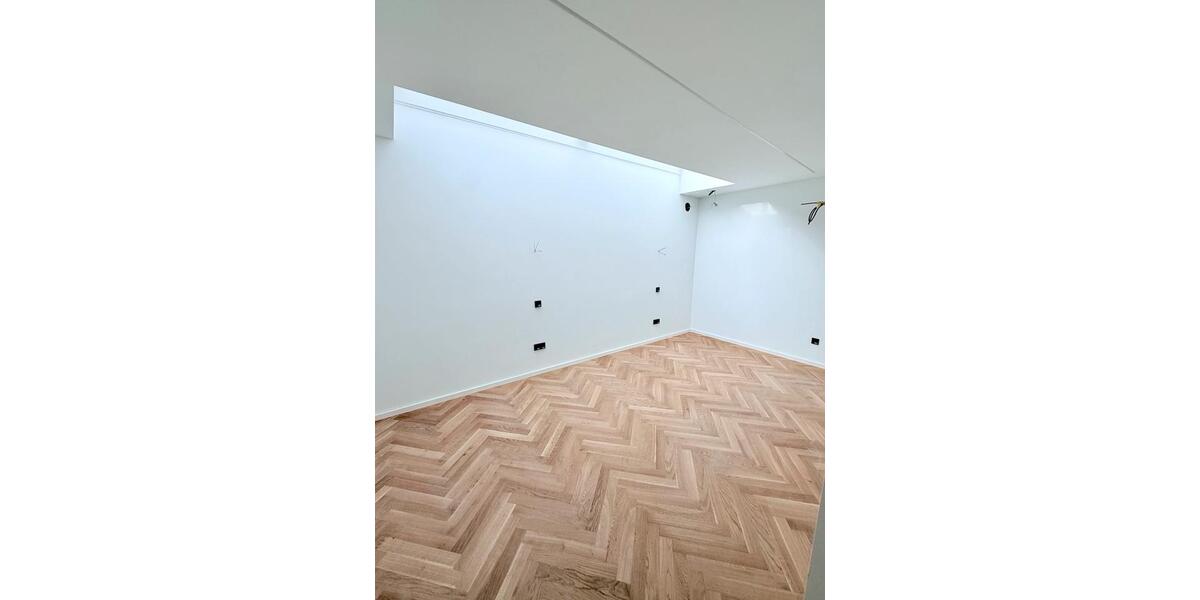 Hochparterre Düsseldorf Pempelfort - 3 Zimmer, 119 m&sup2;, 2.500&euro; | Angebot:24385522