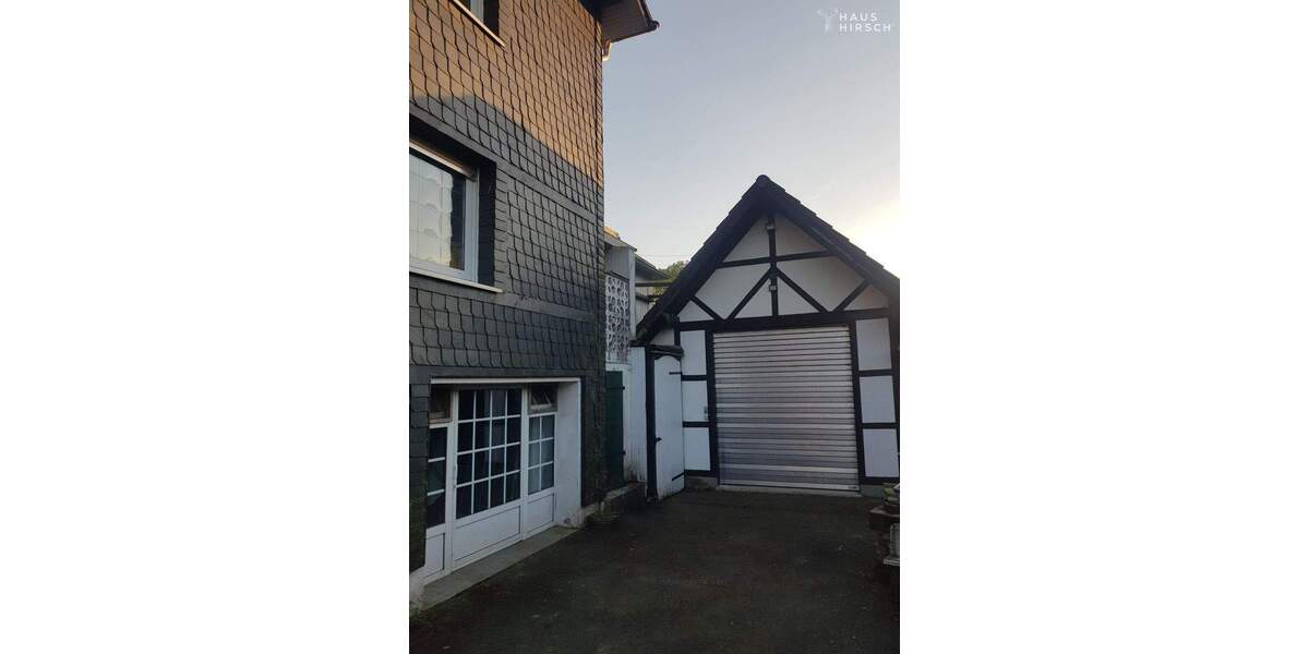 Doppelhaushälfte Wipperfürth - 6 Zimmer, 270 m&sup2;, 325.000&euro; | Angebot:24066056