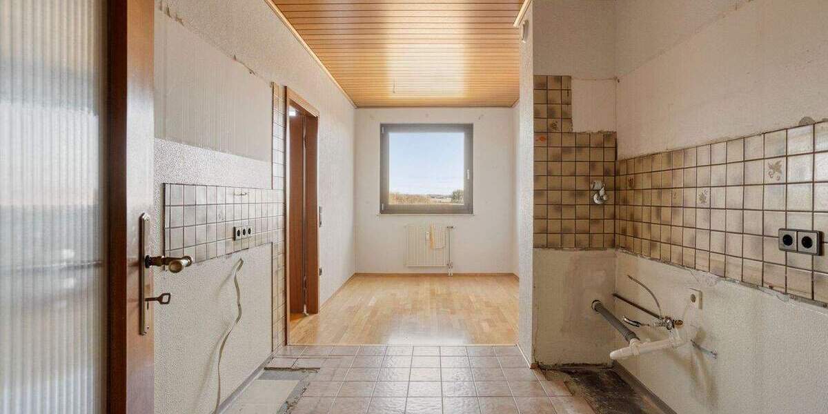Etagenwohnung Remscheid Lennep - 3 Zimmer, 82 m&sup2;, 129.000&euro; | Angebot:25688212