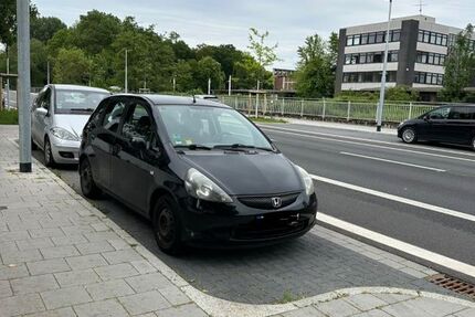 Honda Jazz 193.500 km 1.500 &euro; Düsseldorf 40597