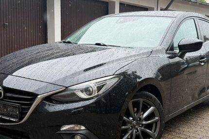 Mazda 3 208.000 km 5.840 &euro; Düsseldorf 40468