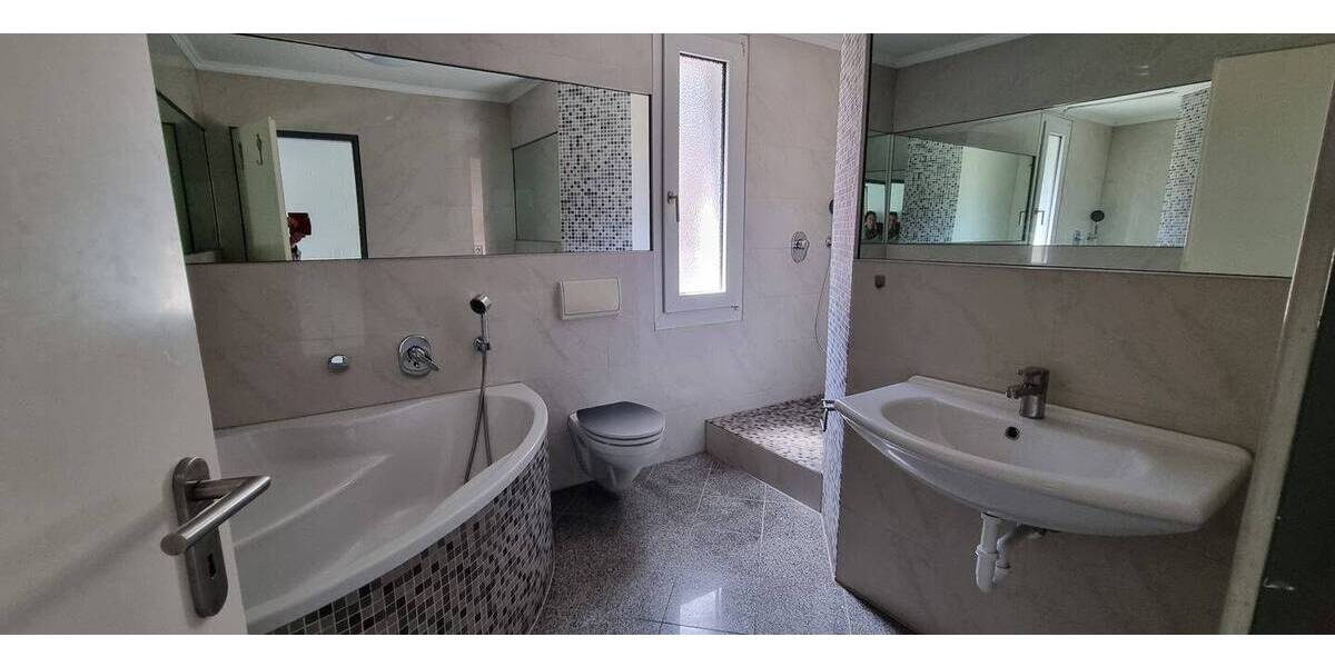 Einfamilienhaus Leverkusen Opladen - 3 Zimmer, 110 m&sup2;, 1.250&euro; | Angebot:23574790