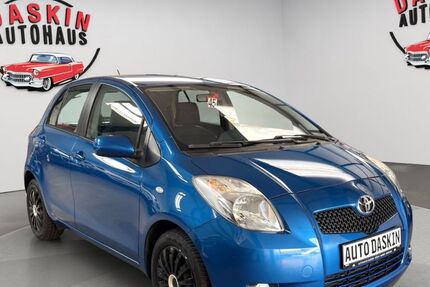 Toyota Yaris 99.500 km 4.950 &euro; Köln 50827