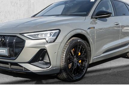 Audi e-tron 36.826 km 39.950 &euro; Düsseldorf 40474
