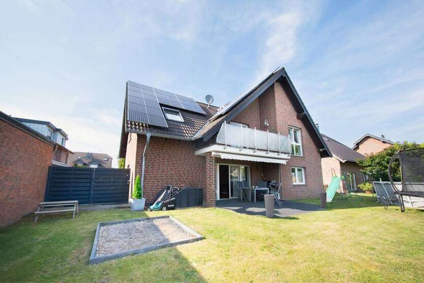 Haus zum Kaufen in Dormagen 825.000 € 188 m² 6 zimmer