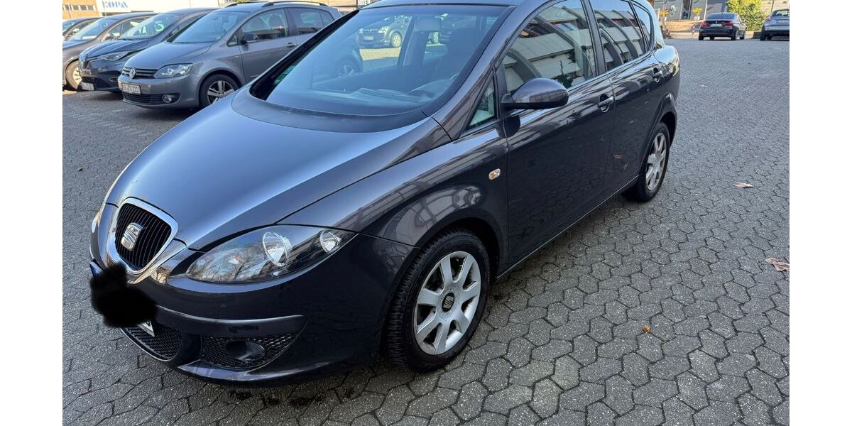 Seat Toledo 80.000 km 4.500 &euro; Düsseldorf 40597