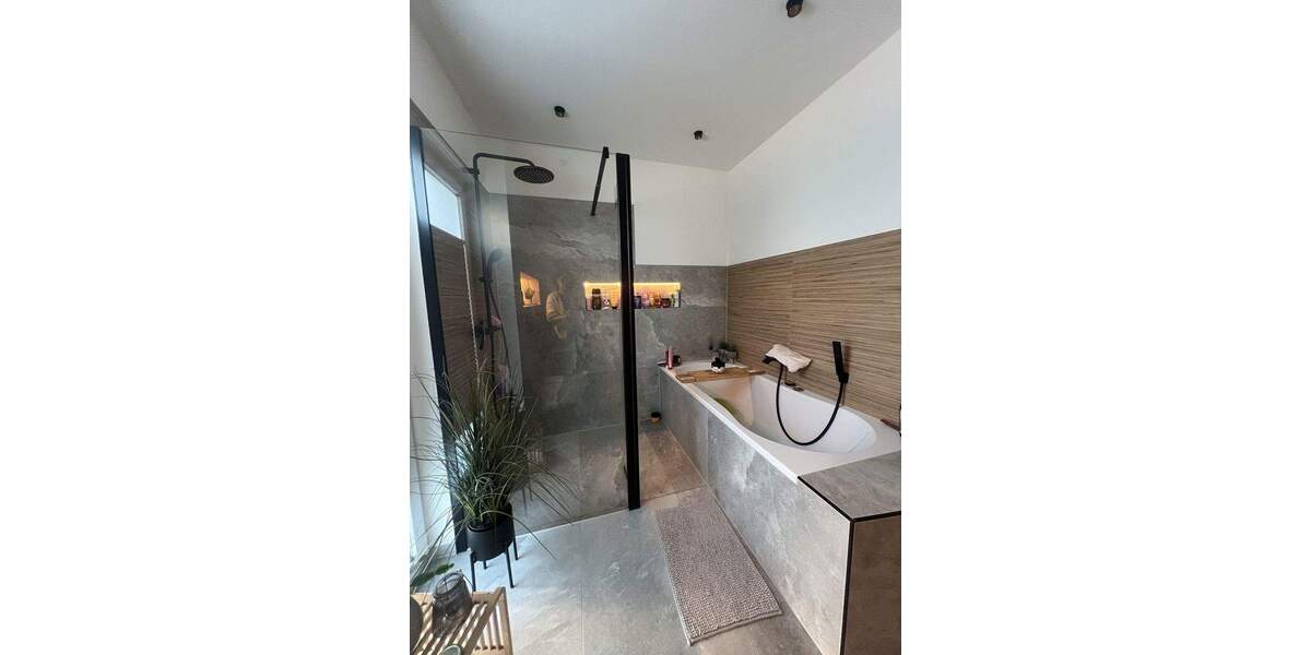 Doppelhaushälfte Wuppertal Elberfeld - 7 Zimmer, 250 m&sup2;, 970.000&euro; | Angebot:25879339