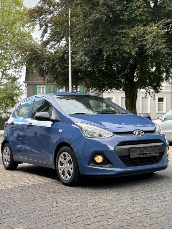 i10