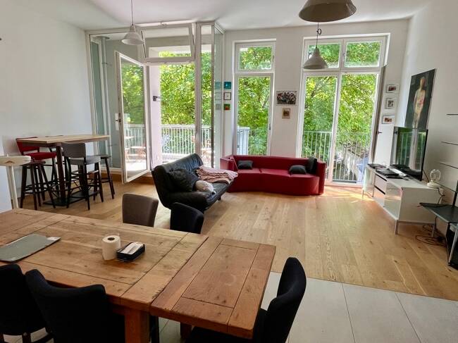 Unikat im Veedel: Altbau-Charme in saniertem Baudenkmal
