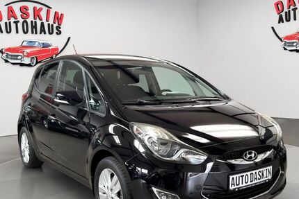Hyundai ix20 90.000 km 9.950 &euro; Köln 50827