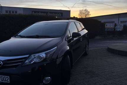Toyota Avensis 266.000 km 5.899 &euro; Wuppertal, Stadt 42275