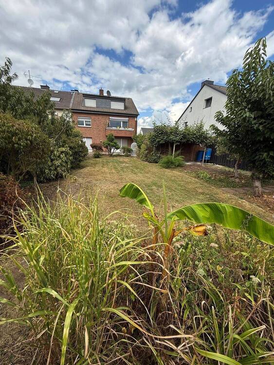 Charmantes Dreifamilienhaus in bester Lage von Baumberg. 9 zimmer