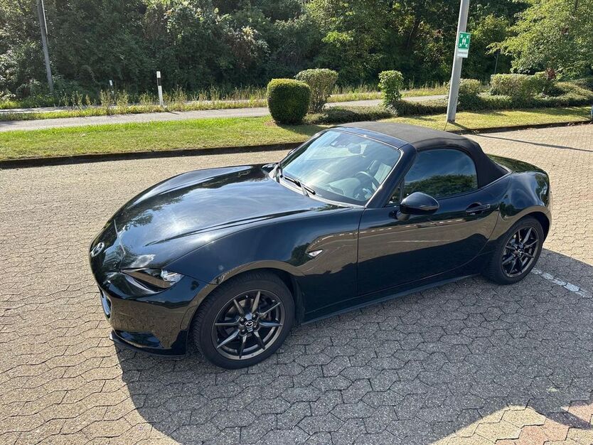 Mazda MX-5 103.000 km 13.200 € Velbert 42549