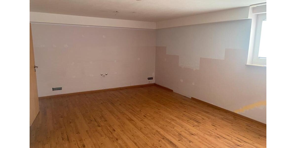 Etagenwohnung Odenthal - 3 Zimmer, 80 m&sup2;, 1.000&euro; | Angebot:25892871