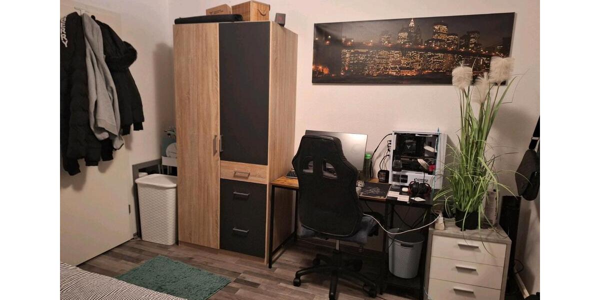 Dachgeschoßwohnung Halver - 3 Zimmer, 75 m&sup2;, 550&euro; | Angebot:26055111