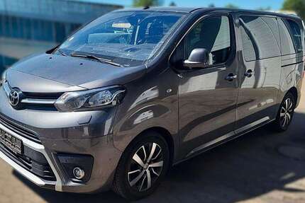 Toyota Proace 148.000 km 19.999 &euro; Köln 51107