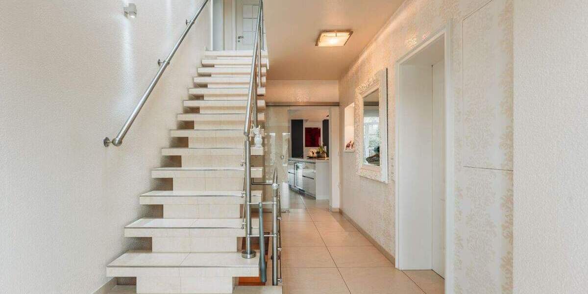 Einfamilienhaus Bergisch Gladbach Schildgen - 7 Zimmer, 282 m&sup2;, 945.000&euro; | Angebot:25799879