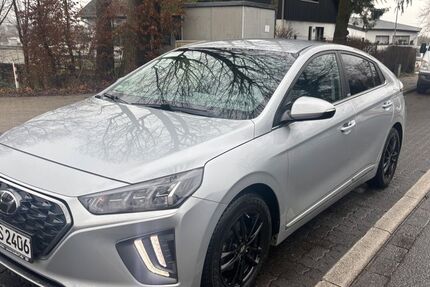 Hyundai IONIQ 58.000 km 15.300 &euro; Wuppertal 42369