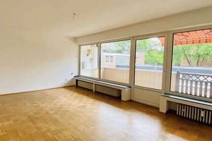 Haus Neuss Furth-Mitte - 8 Zimmer, 515 m&sup2;, 990.000&euro; | Angebot:24737189