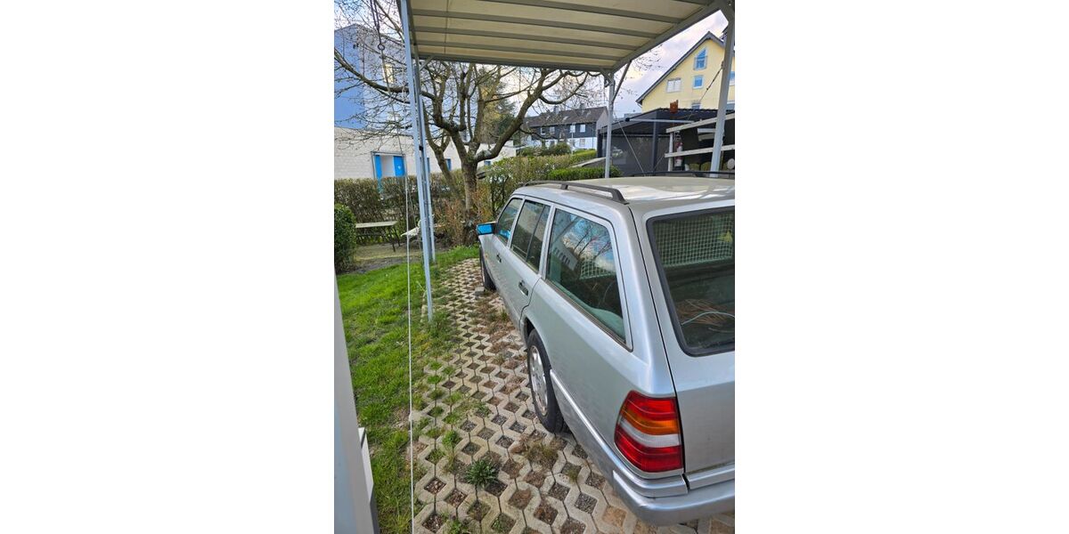 Mercedes-Benz T-Klasse 281.000 km 5.250 &euro; Burscheid 51399