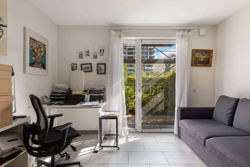 Moderne TraumWohnung mit zwei Gärten und sonniger Terrasse - Wohnen in Bestlage von Pempelfort