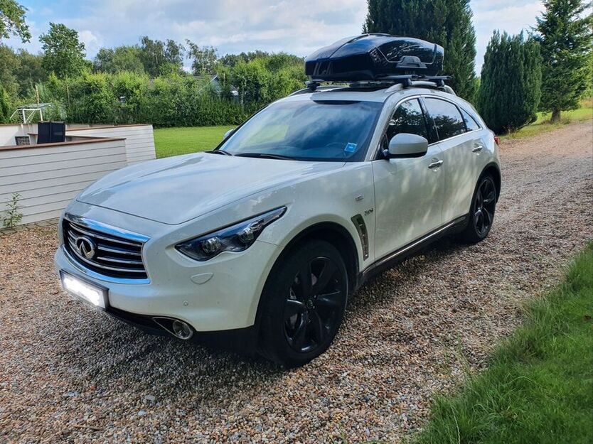 QX70