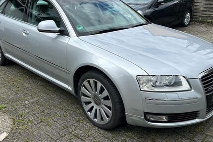 Audi A8 202.000 km 3.800 &euro; Köln 51069