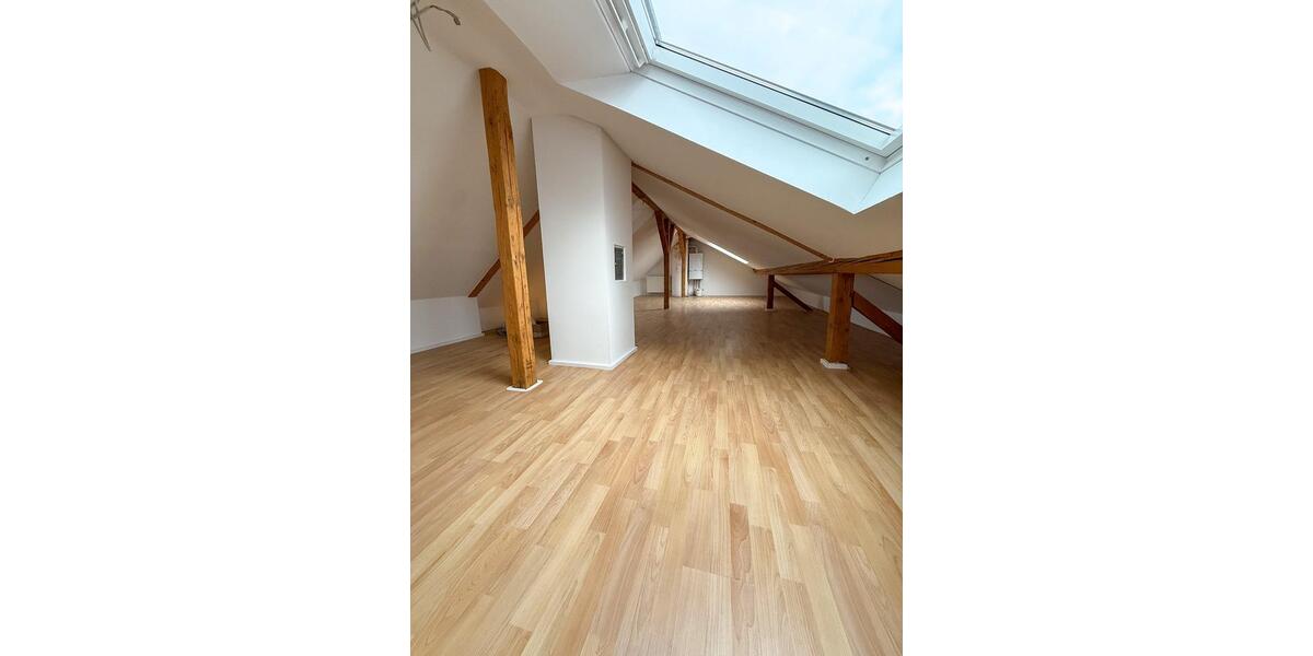 Etagenwohnung Wuppertal Lichtenplatz - 1 Zimmer, 17 m&sup2;, 470&euro; | Angebot:24271871