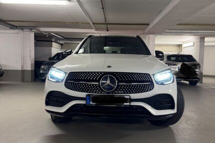 Mercedes-Benz GLC 300 76.000 km 35.500 &euro; Düsseldorf 40591