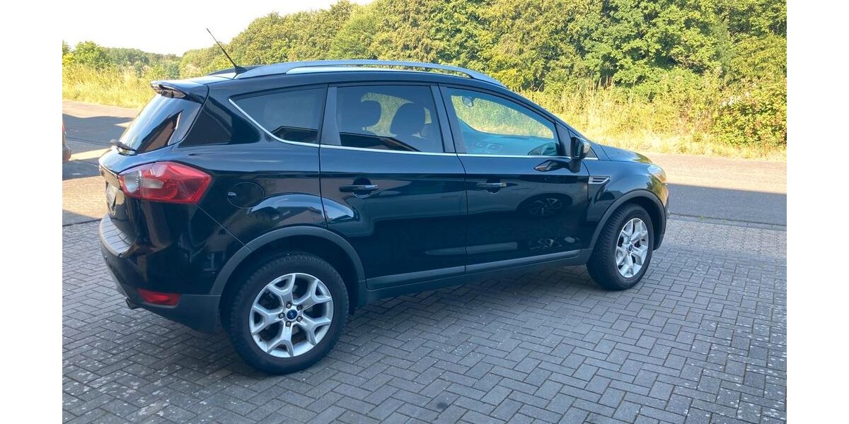 Ford Kuga 139.466 km 6.500 &euro; Odenthal 51519