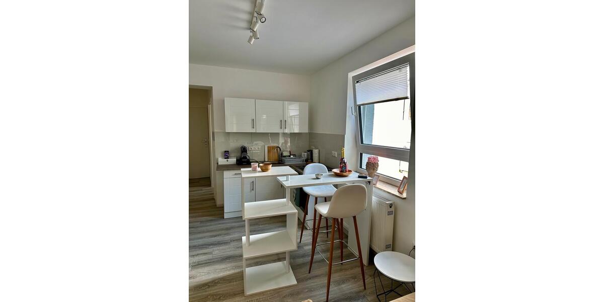 Erdgeschoßwohnung Köln Nippes - 2 Zimmer, 35 m&sup2;, 1.450&euro; | Angebot:26478166