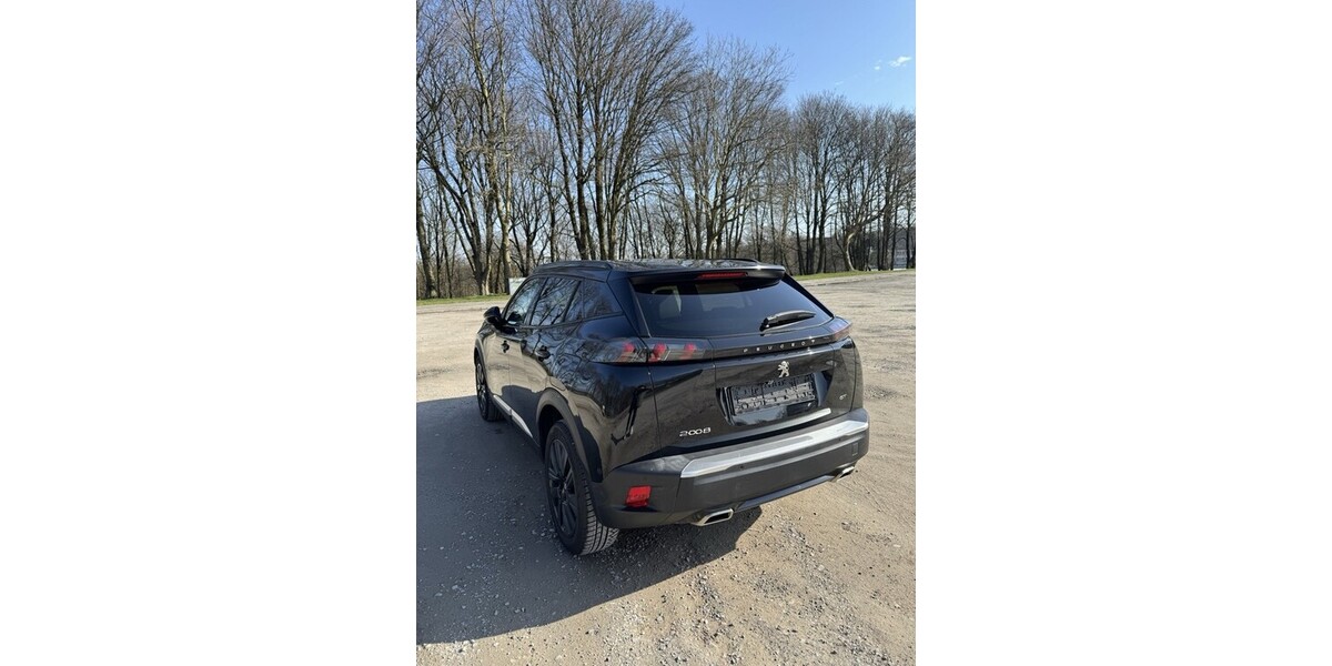 Peugeot 2008 70.200 km 18.000 &euro; Remscheid 42853