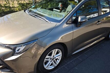 Toyota Corolla 53.000 km 17.800 &euro; Düsseldorf 40211