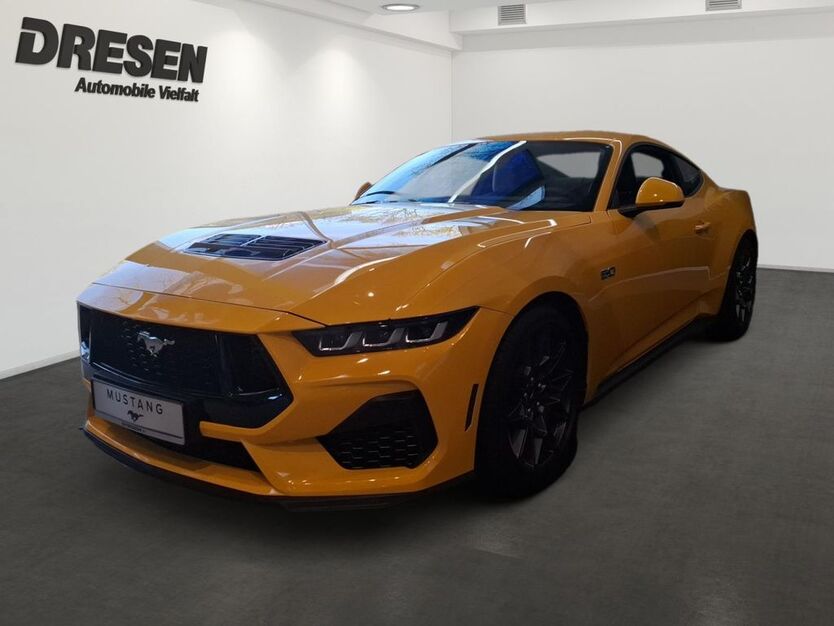 Ford Mustang 3.500 km 53.590 € Neuss 41464
