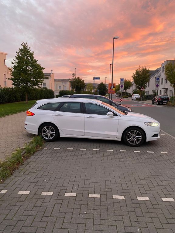 Ford Mondeo 239.554 km 8.000 € Wuppertal 42277