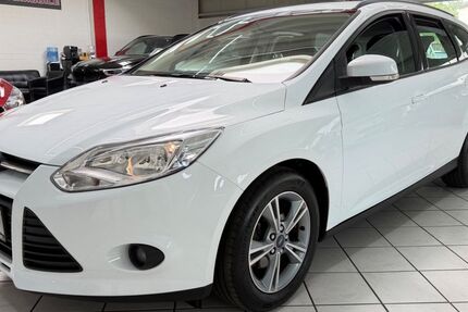 Ford Focus 72.000 km 5.900 &euro; Leverkusen 51371