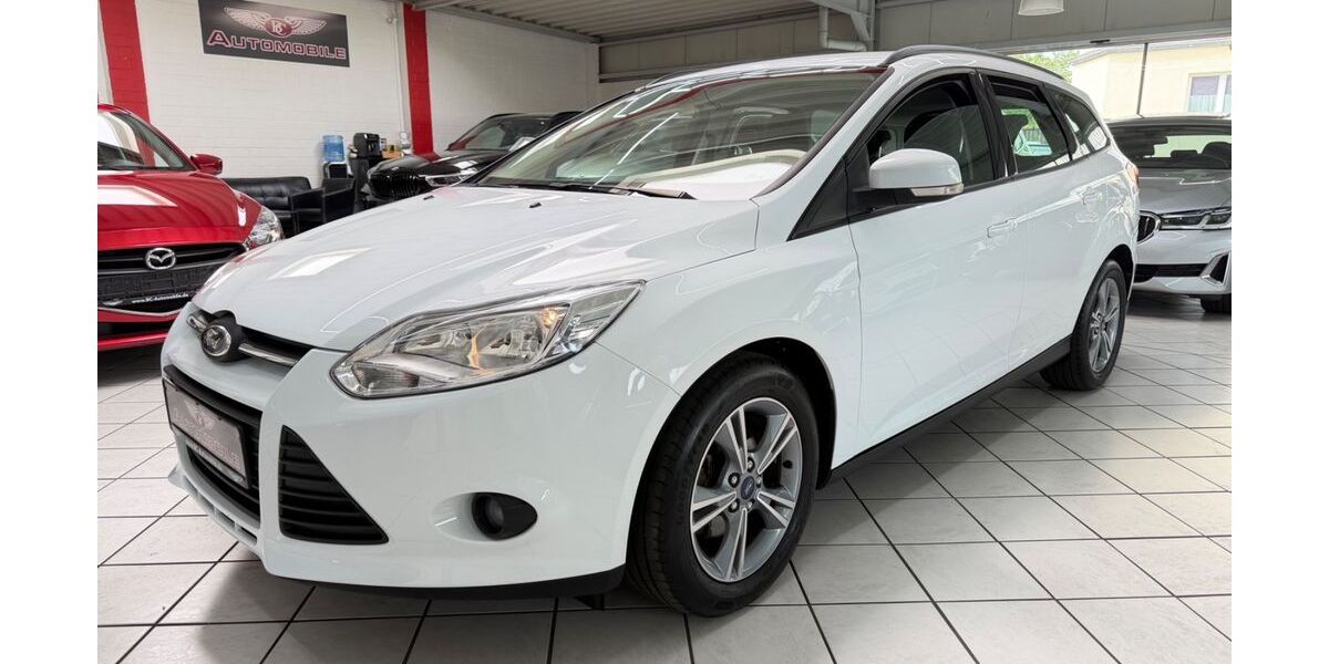 Ford Focus 72.000 km 5.900 &euro; Leverkusen 51371