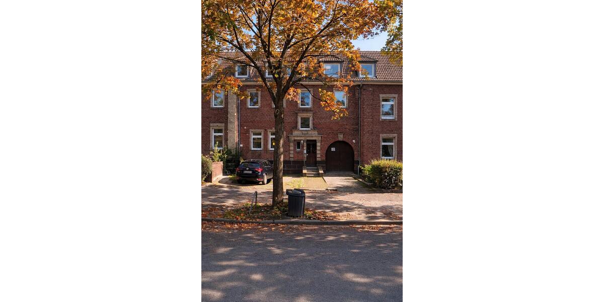 Dachgeschoßwohnung Neuss Augustinusviertel - 5 Zimmer, 100 m&sup2;, 1.150&euro; | Angebot:26231135