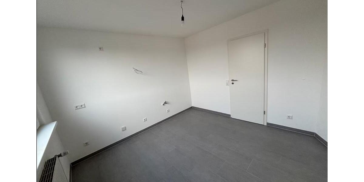 Dachgeschoßwohnung Düsseldorf Stadtbezirk 8 - 2 Zimmer, 67 m&sup2;, 995&euro; | Angebot:25922828