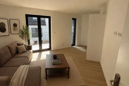 Wohnung Düsseldorf Stadtmitte - 2 Zimmer, 33 m&sup2;, 975&euro; | Angebot:26630726