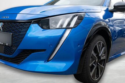 Peugeot 208 100 km 30.990 € Bochum 44801