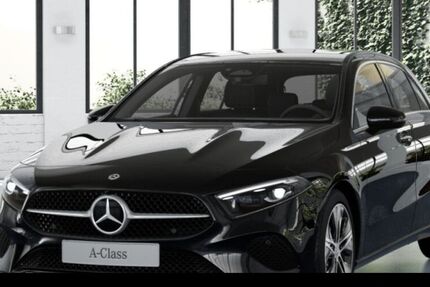 Mercedes-Benz A 200 9.900 km 41.490 &euro; Düsseldorf 40470