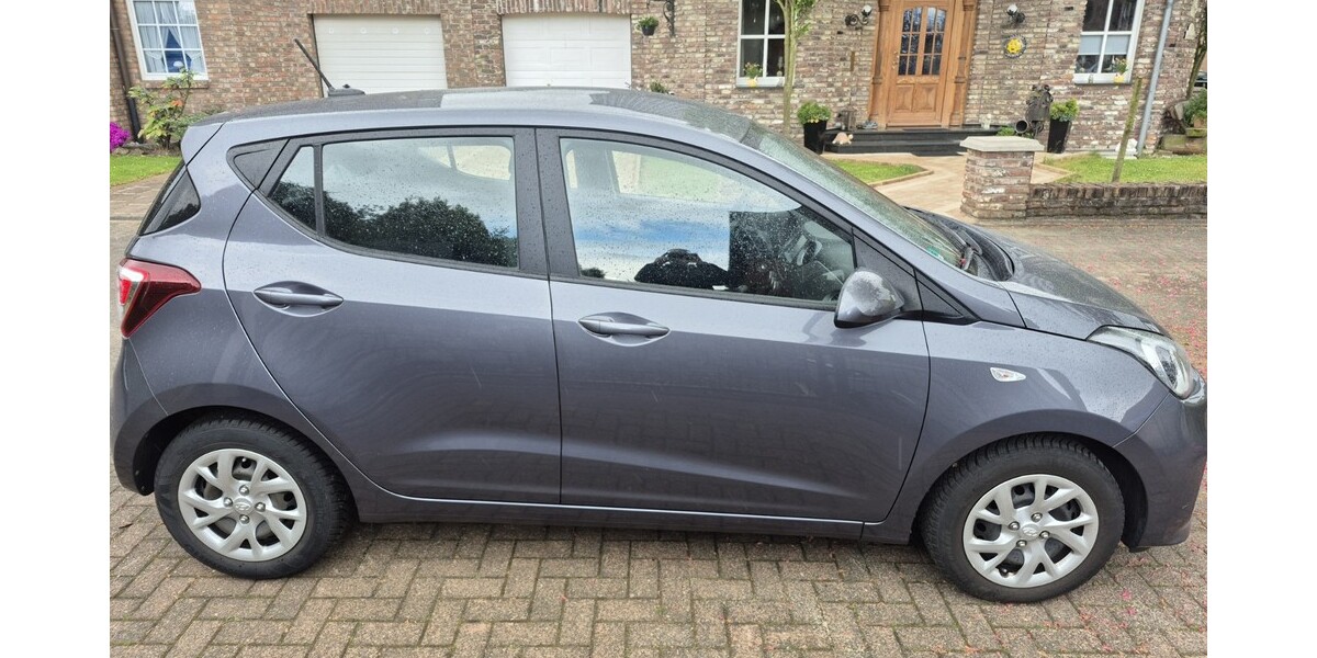 Hyundai i10 24.000 km 9.999 € Dormagen 41539