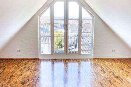 Wohnung Pulheim - 4 Zimmer, 208 m&sup2;, 560.000&euro; | Angebot:26498400