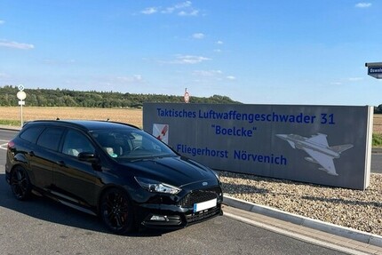 Ford Focus 79.900 km 17.800 € Köln 50667