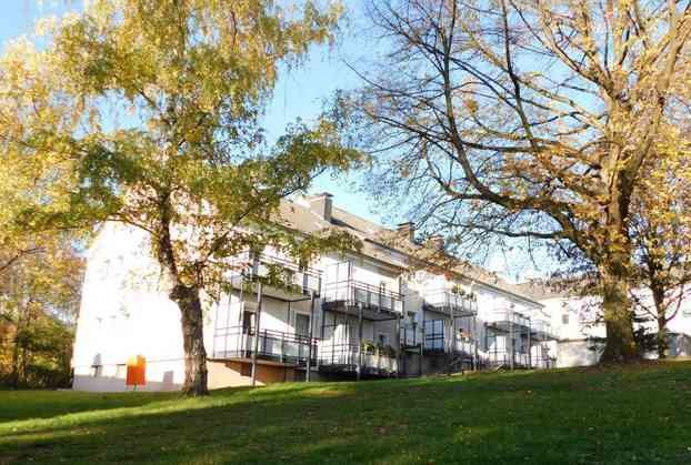 Kleine 3-Zi.-Whg. mit sonnigem Balkon in Ronsdorf- auf Wunsch ab sofort frei zimmer